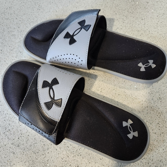 Under Armour Other - Mens Black Grey  Under Armour Velcro Top Slide Sandals  Size 10